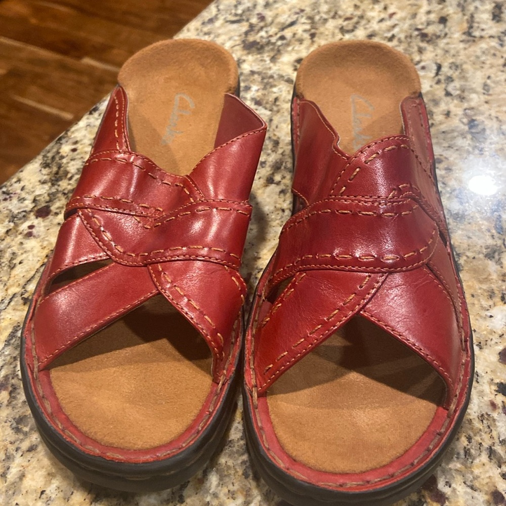 Clarks  womens leather sandals